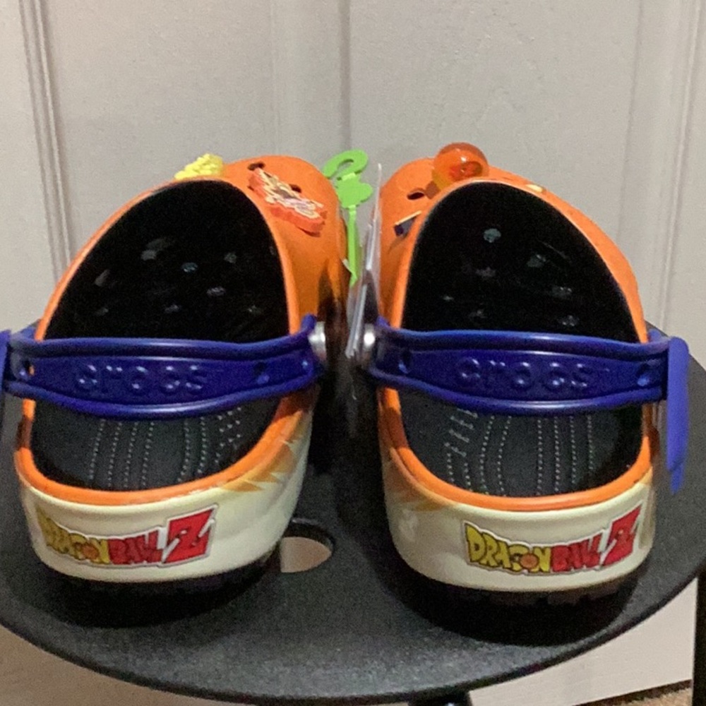 CROCS Dragon Ball Z Classic Clogs - Size 9 - Picture 6 of 9